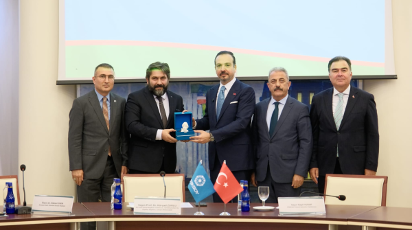 TÜRK DÜNYASI ENTEGRASYONUNDA YENİ UFUKLAR: ORTAK GELECEĞE DOĞRU STRATEJİK VİZYON SEMPOZYUMU DÜZENLENDİ